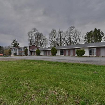 Maplehurst Motel Tunkhannock Buitenkant foto