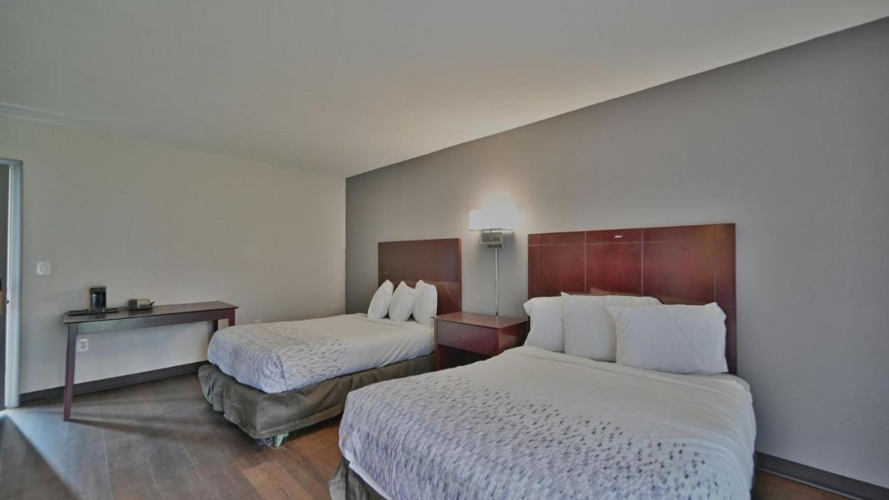 Maplehurst Motel Tunkhannock Buitenkant foto