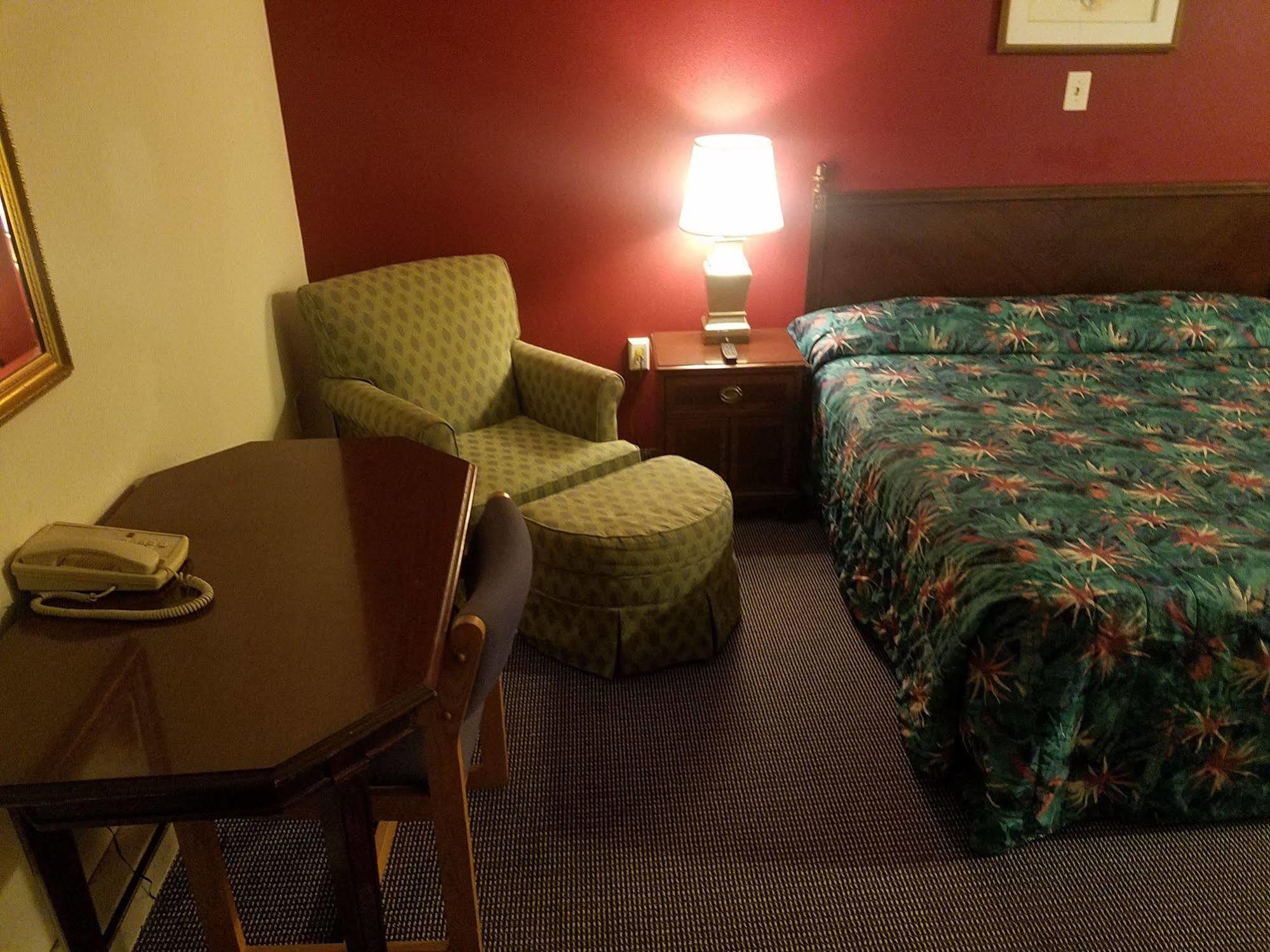 Maplehurst Motel Tunkhannock Buitenkant foto